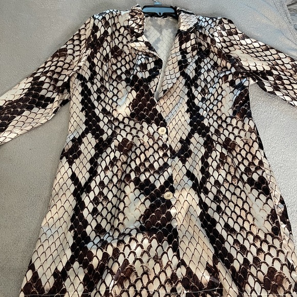 Python Dress - Picture 2 of 3